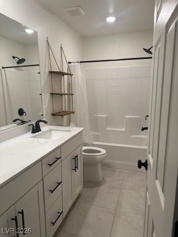 7254 Copper Grove Avenue, Las Vegas, NV 89113