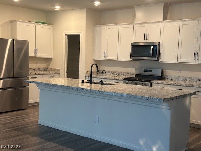 7254 Copper Grove Avenue, Las Vegas, NV 89113