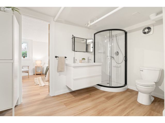 8609 Sw 61ST Ave, Portland, OR 97219