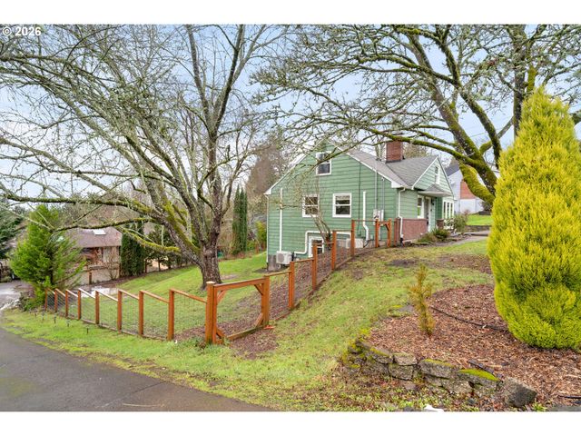 8609 Sw 61ST Ave, Portland, OR 97219