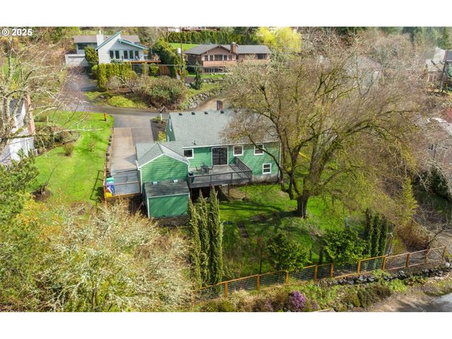 8609 Sw 61ST Ave, Portland, OR 97219