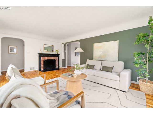 8609 Sw 61ST Ave, Portland, OR 97219