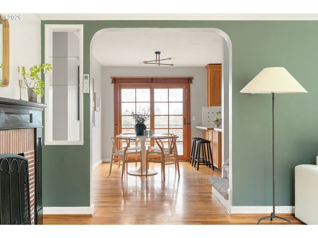 8609 Sw 61ST Ave, Portland, OR 97219