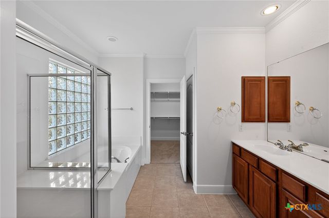 526 Dove Hollow Trail, Georgetown, TX 78633