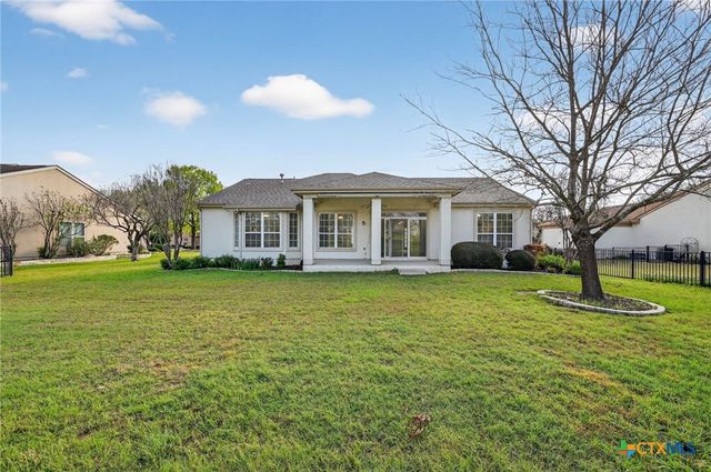 526 Dove Hollow Trail, Georgetown, TX 78633