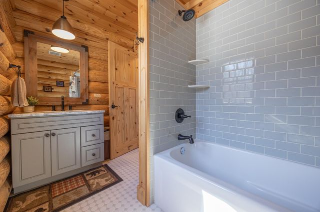 2657 Blackwater Road NW, Longville, MN 56655