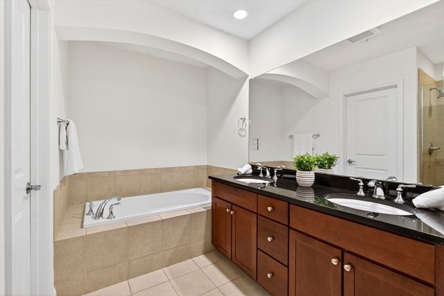 3B Reserve Way 3B, Burlington, MA 01803