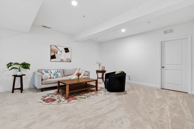 3B Reserve Way 3B, Burlington, MA 01803