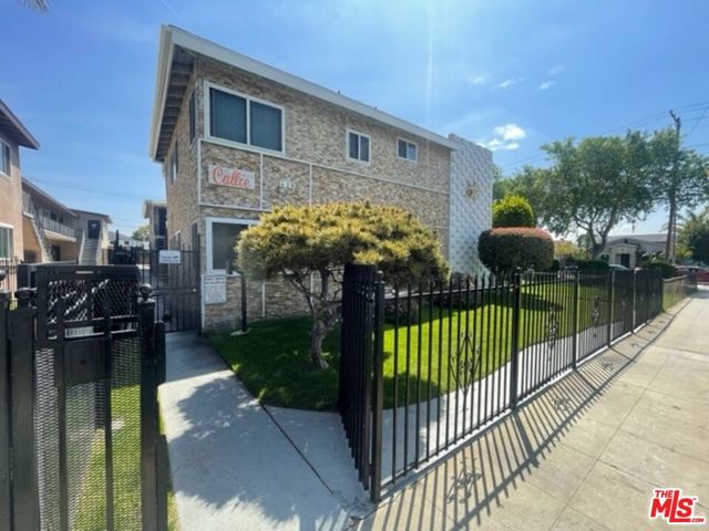 628 S Osage Avenue 7, Inglewood, CA 90301