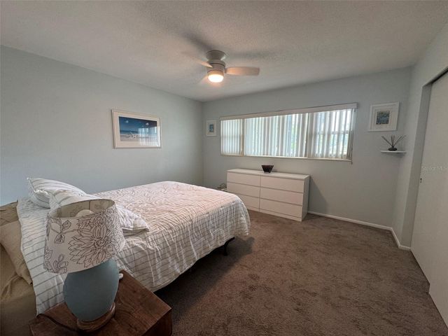 2040 WORLD PARKWAY BOULEVARD 34, Clearwater, FL 33763