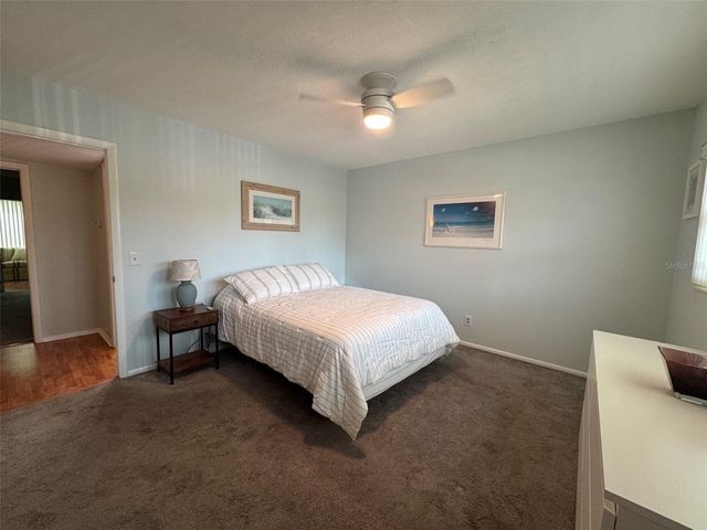 2040 WORLD PARKWAY BOULEVARD 34, Clearwater, FL 33763