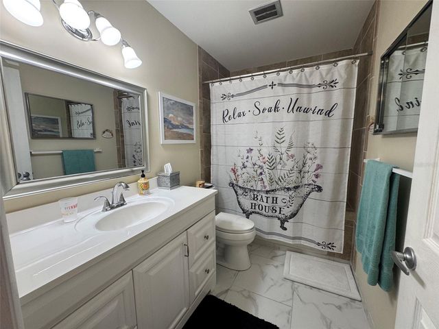 2040 WORLD PARKWAY BOULEVARD 34, Clearwater, FL 33763