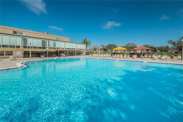 2040 WORLD PARKWAY BOULEVARD 34, Clearwater, FL 33763