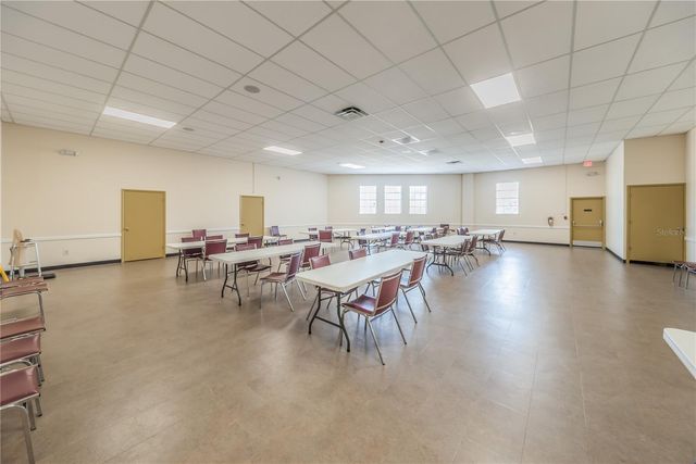 2040 WORLD PARKWAY BOULEVARD 34, Clearwater, FL 33763