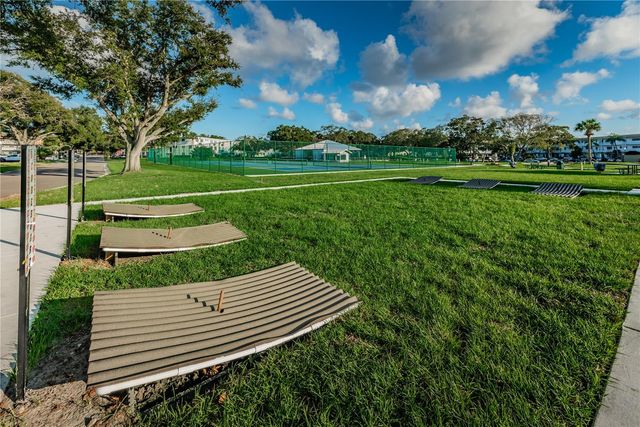 2040 WORLD PARKWAY BOULEVARD 34, Clearwater, FL 33763