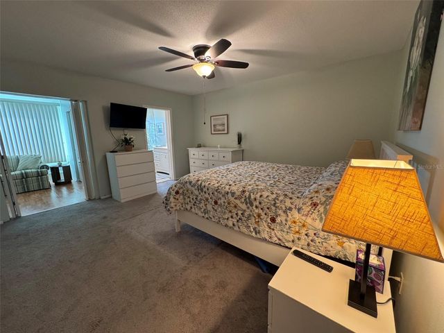 2040 WORLD PARKWAY BOULEVARD 34, Clearwater, FL 33763