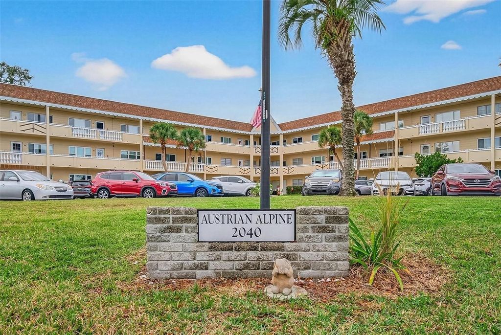 2040 WORLD PARKWAY BOULEVARD 34, Clearwater, FL 33763