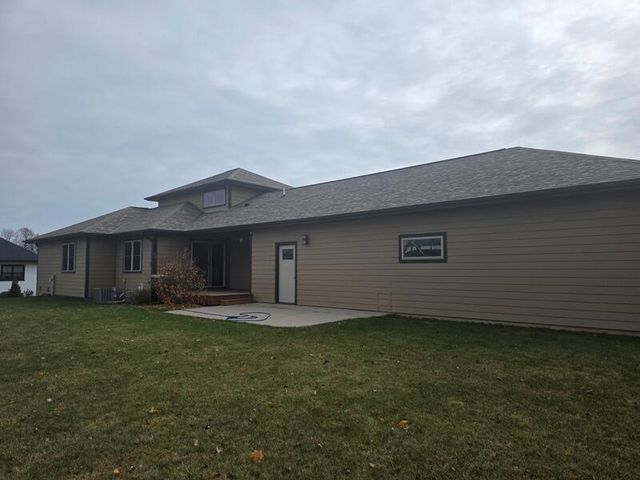 576 Trail Ridge LANE, Plymouth, WI 53073