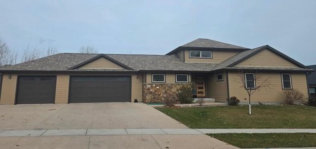 576 Trail Ridge LANE, Plymouth, WI 53073
