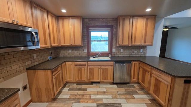 576 Trail Ridge LANE, Plymouth, WI 53073