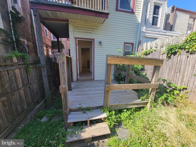 4034 LOCUST ST, Philadelphia, PA 19104