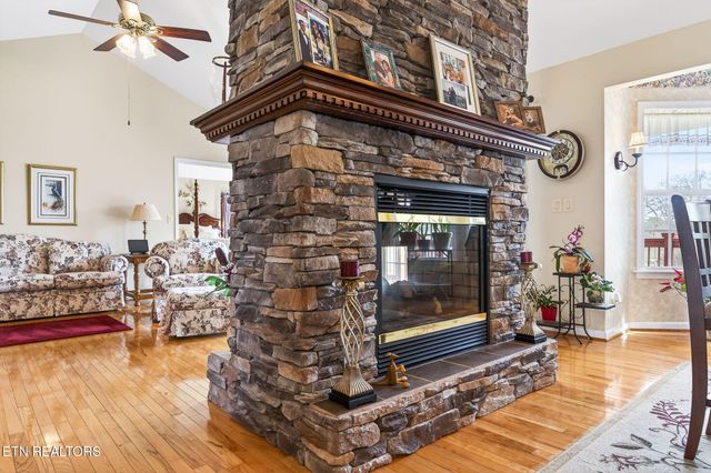 976 Ottoma Drive, Crossville, TN 38555