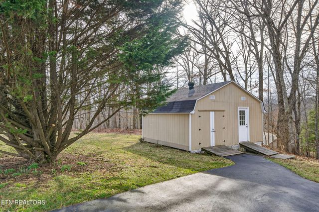 976 Ottoma Drive, Crossville, TN 38555