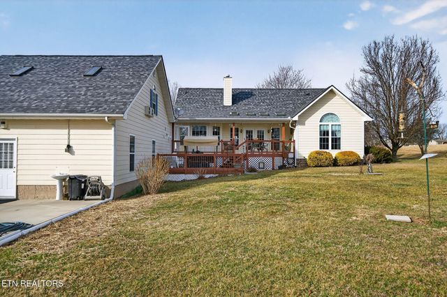 976 Ottoma Drive, Crossville, TN 38555