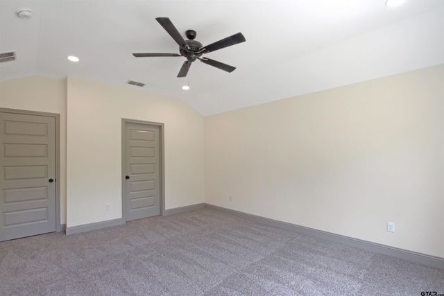 16318 Crossing Cir., Lindale, TX 75771