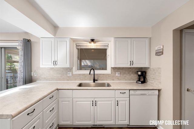 1467 Mapleview Street, Grand Rapids, MI 49508