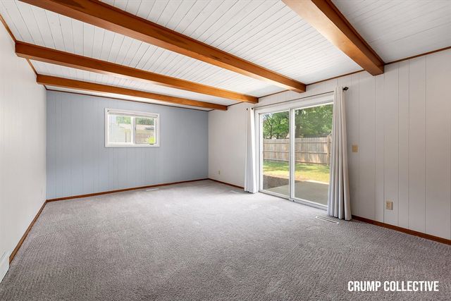 1467 Mapleview Street, Grand Rapids, MI 49508