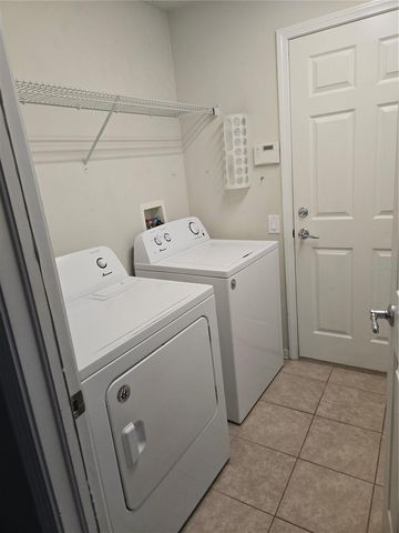 14392 WAKE ROBIN DRIVE, Brooksville, FL 34604