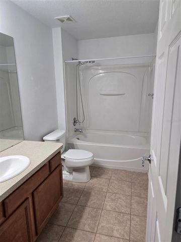 14392 WAKE ROBIN DRIVE, Brooksville, FL 34604