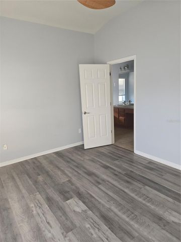 14392 WAKE ROBIN DRIVE, Brooksville, FL 34604