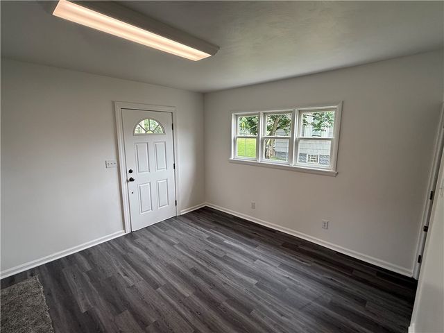 314 N Water St, West Newton, PA 15089