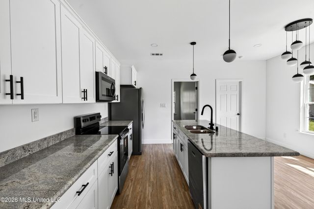 1524 Wynedote Drive, Gautier, MS 39553