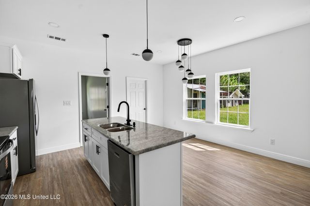 1524 Wynedote Drive, Gautier, MS 39553
