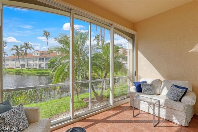 8385 Excalibur CIR G3, Naples, FL 34108