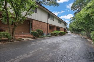2524 Bradford Square NE, Atlanta, GA 30345
