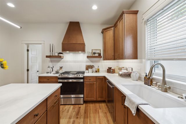 1107 24th Street, Des Moines, IA 50311