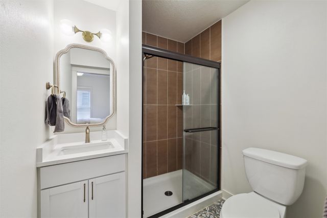 1107 24th Street, Des Moines, IA 50311