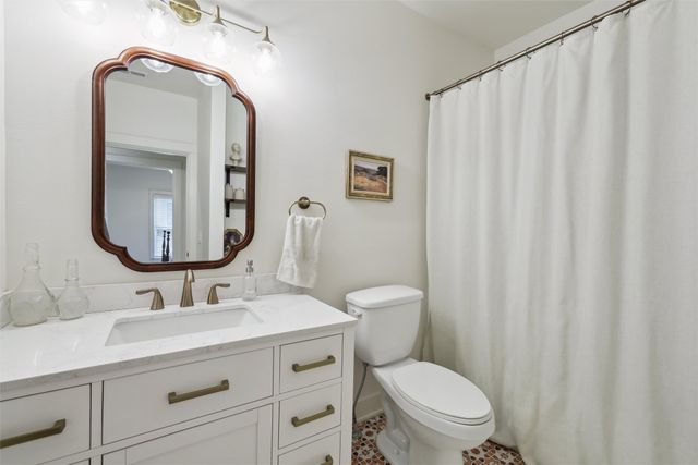 1107 24th Street, Des Moines, IA 50311