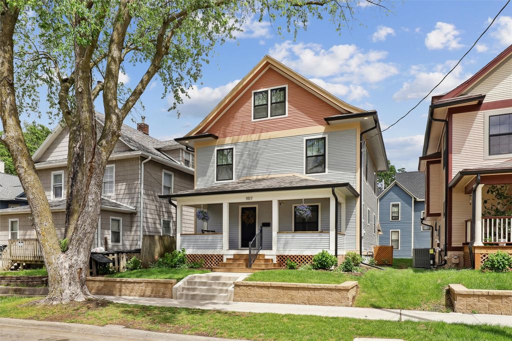 1107 24th Street, Des Moines, IA 50311