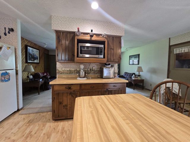 N4106 9TH LANE, Hancock, WI 54943