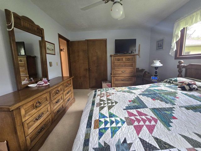 N4106 9TH LANE, Hancock, WI 54943