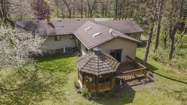 N4106 9TH LANE, Hancock, WI 54943