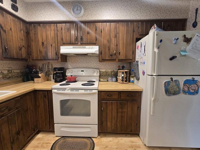 N4106 9TH LANE, Hancock, WI 54943