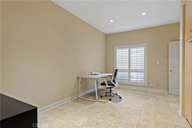 823 Moorside, Glendale, CA 91207