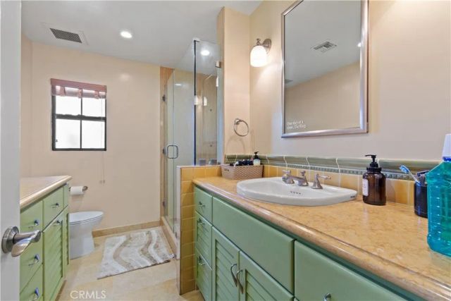823 Moorside, Glendale, CA 91207