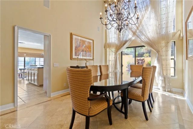 823 Moorside, Glendale, CA 91207
